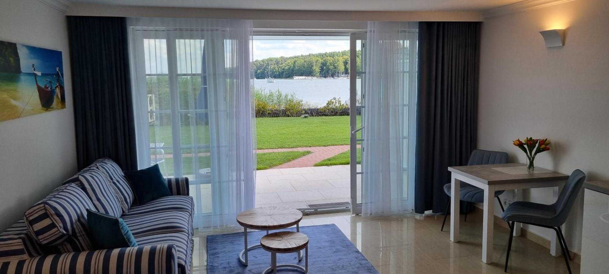 Villa Le Lux Mikołajki Exteriör bild