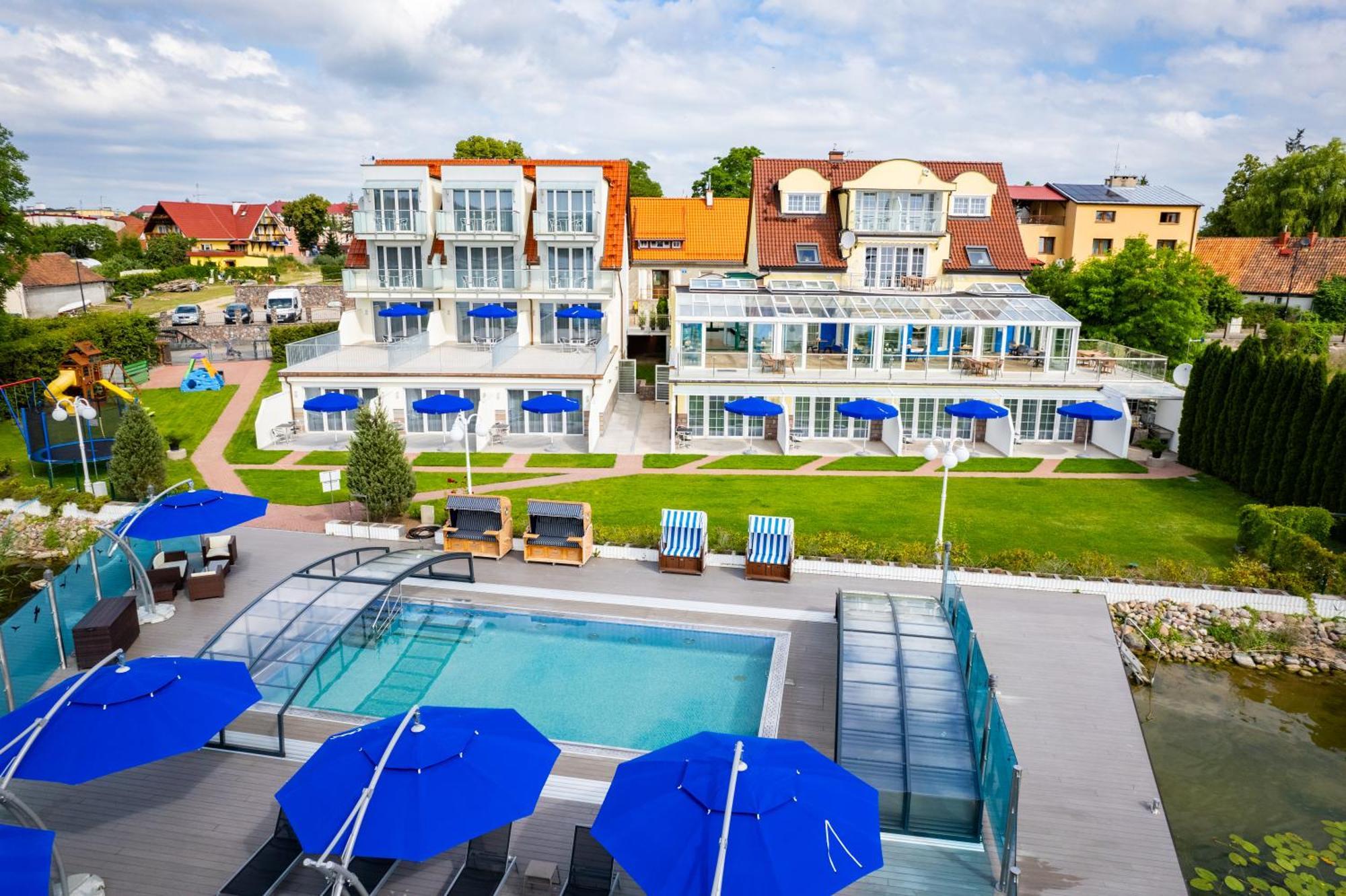 Villa Le Lux Mikołajki Exteriör bild