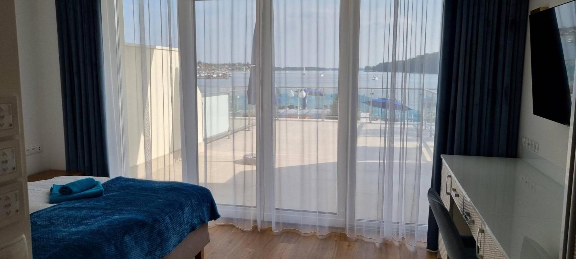 Villa Le Lux Mikołajki Exteriör bild