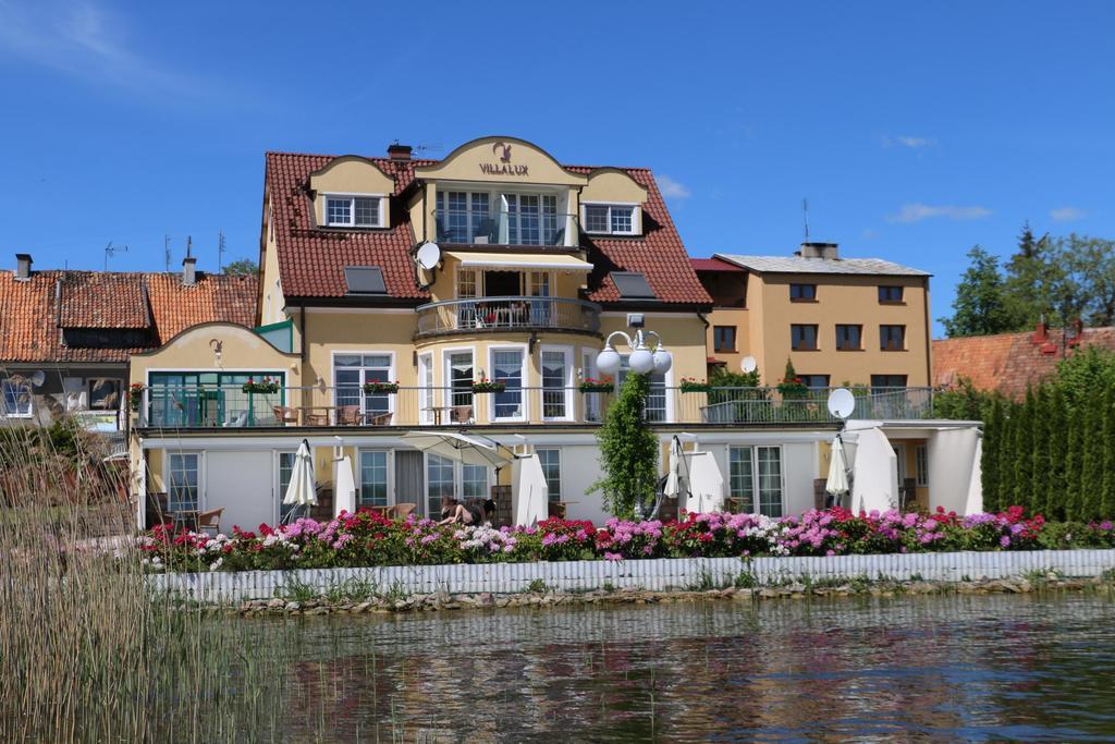Villa Le Lux Mikołajki Exteriör bild